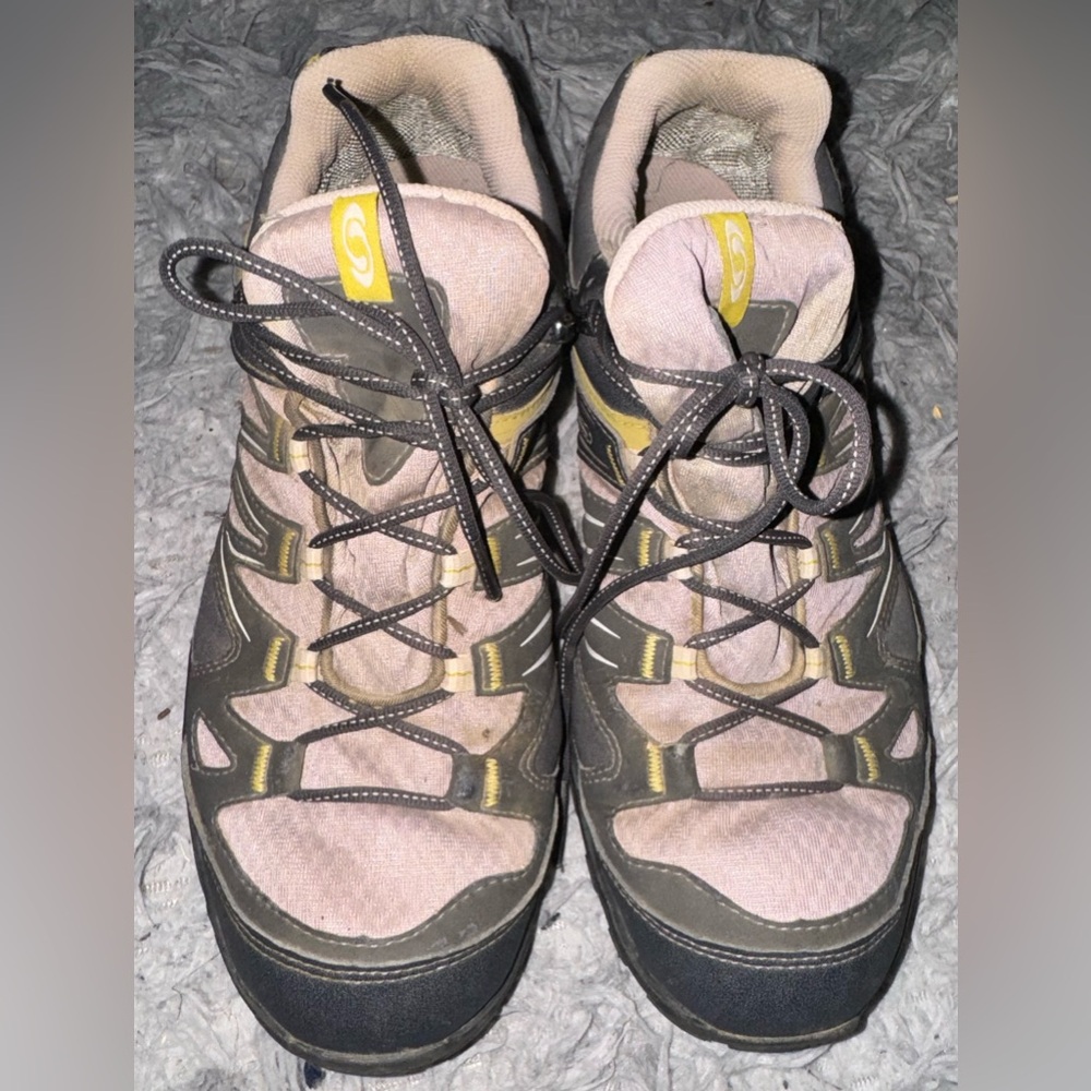 Salomon Women's X Ultra Pioneer Aero Hiking Shoes